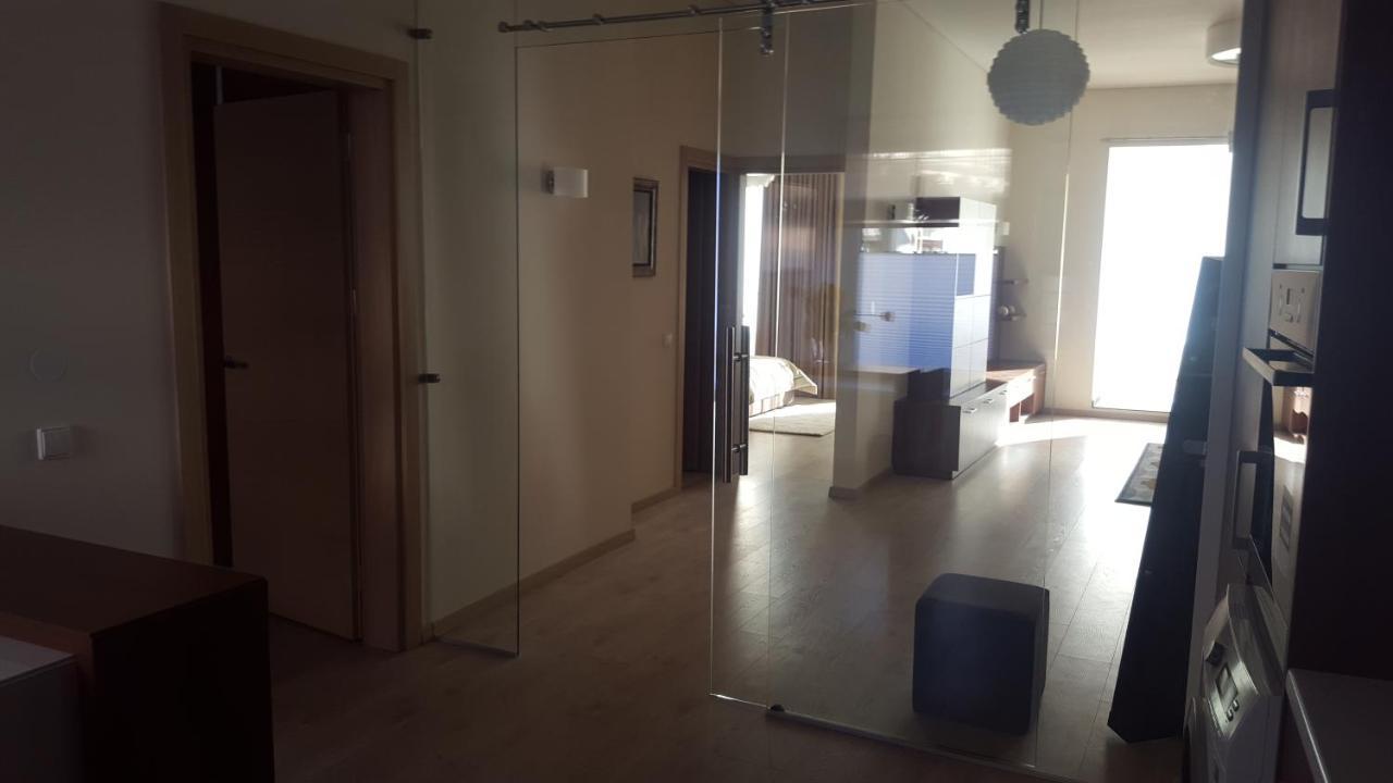 קובנה Great Flat With Terrace In Oldtown-Prime Rentals מראה חיצוני תמונה